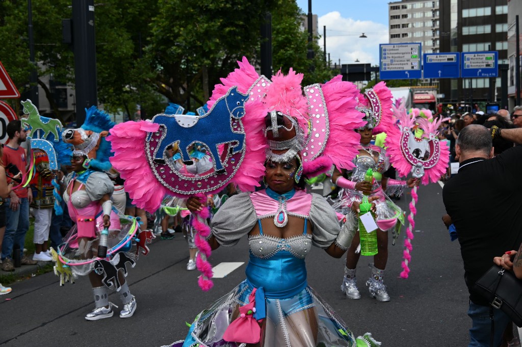 ../Images/Zomercarnaval 2024 325.jpg